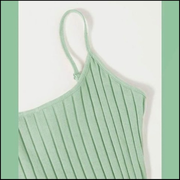 đź’šBOGOđź’š Body-con Dress - Picture 2 of 5